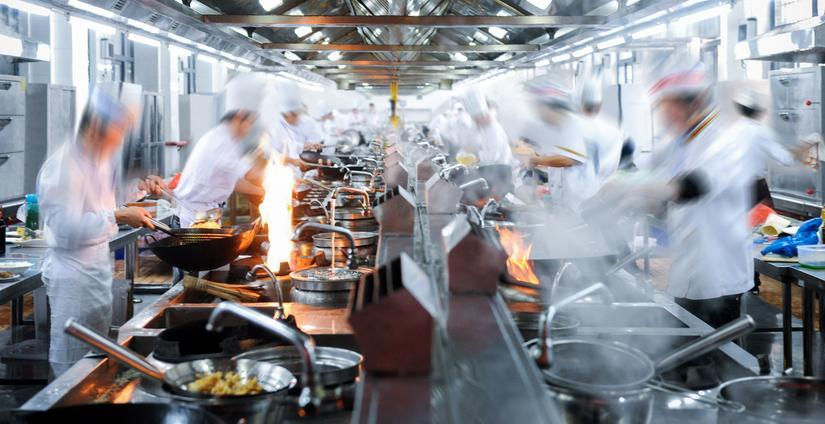 A Look At How Exhaust Fans Maintain Air Quality in Commercial Kitchens